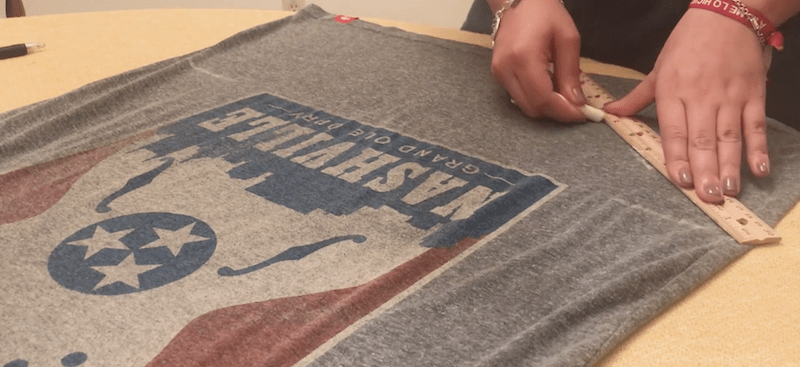 SMU Look Style Report: DIY Trendy T-Shirt