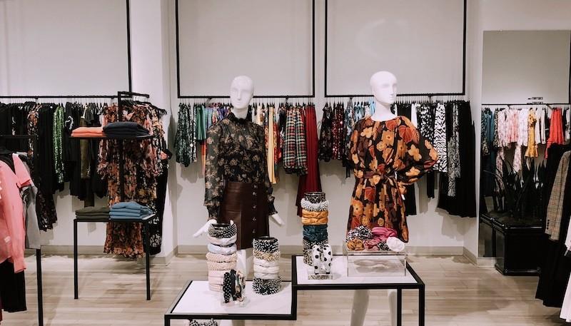 Ahhhh fall style is here and Tootsie's is serving up some fabulous looks! Photo credit: Lydia Brooks