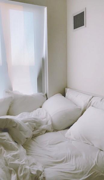 picture of a bed