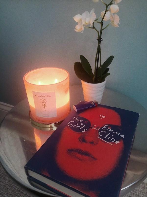 Cozy up with a good book Photo credit: Maria Ryan