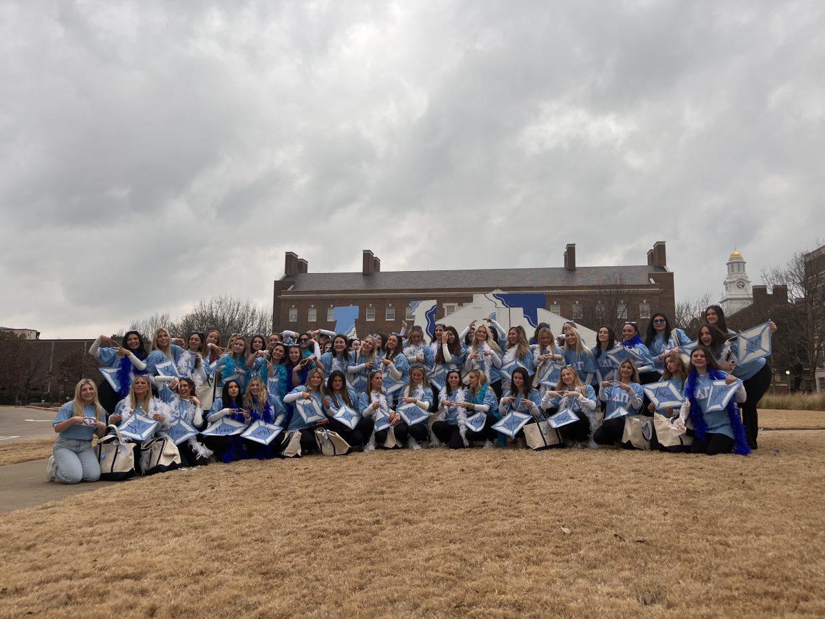 ADPi Bid Day